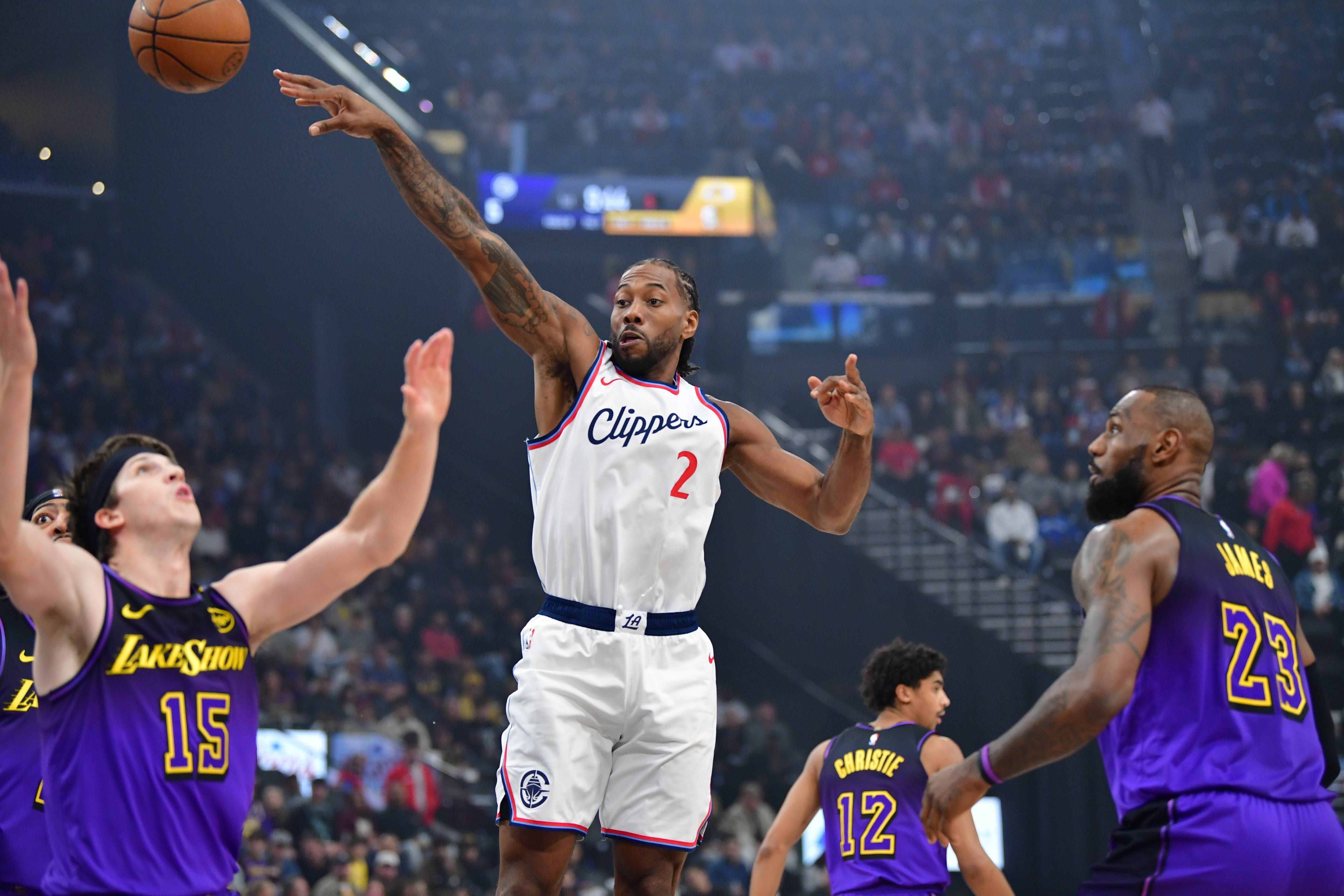 星空体育电脑版-关于NBA西部决赛：湖人横扫快船队晋级总决赛的信息